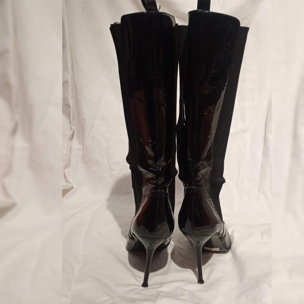 Final Sale - DOLCE & GABBANA  Black Patent Pull-on Stiletto Boots, size 37½ - Picture 4 of 9